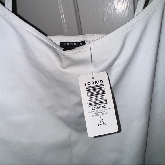 Torrid | NWT Sculpting Knit Scoop Neck Cami | Size 1X or 14-16 - Picture 7 of 7